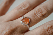 Afbeelding in Gallery-weergave laden, Zonnesteen ring (rose cut)