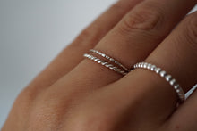 Afbeelding in Gallery-weergave laden, Eierdraad (stack)ring
